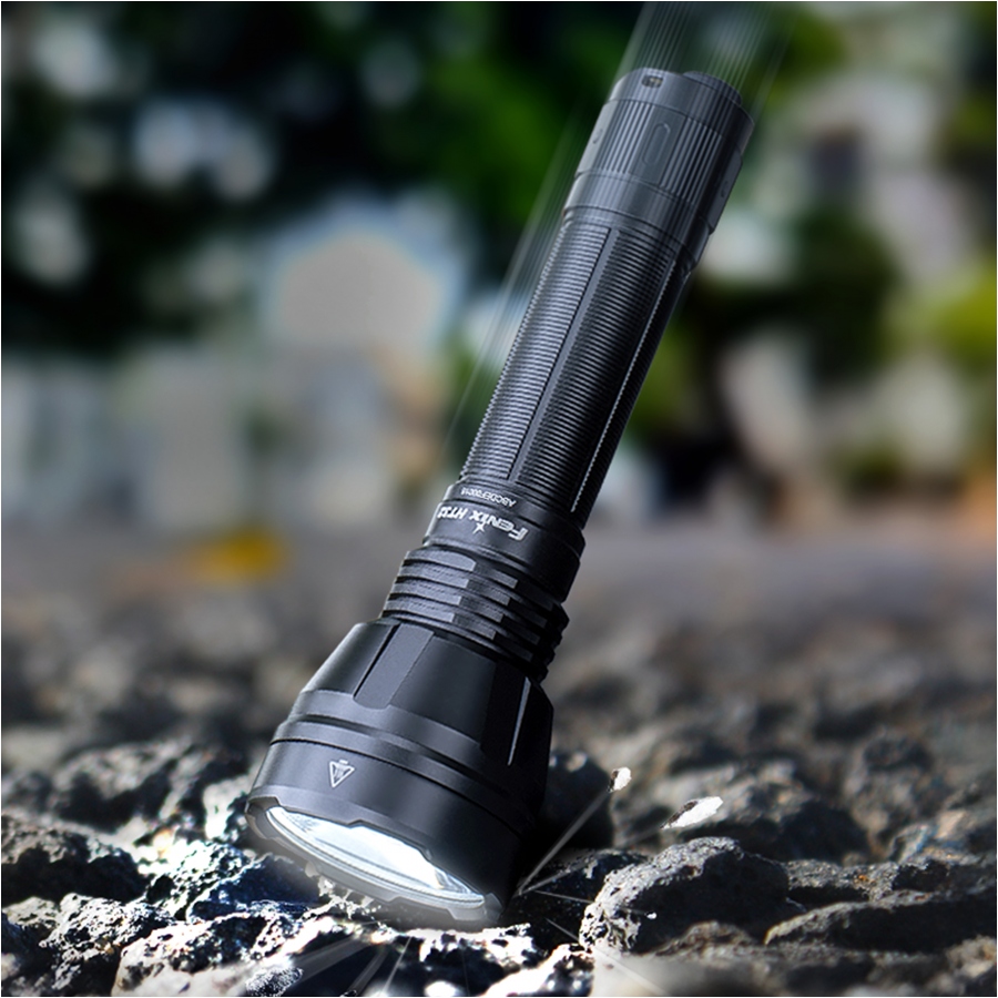 FENIX - HT32 - Lampe de poche haute performance - 2500 lumens
