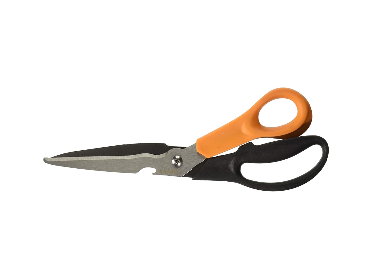 0120055_fiskars-solid-scissors-multitask-cutsmore-1000809